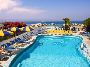 Отель Hotel Ambasciatori  Искья